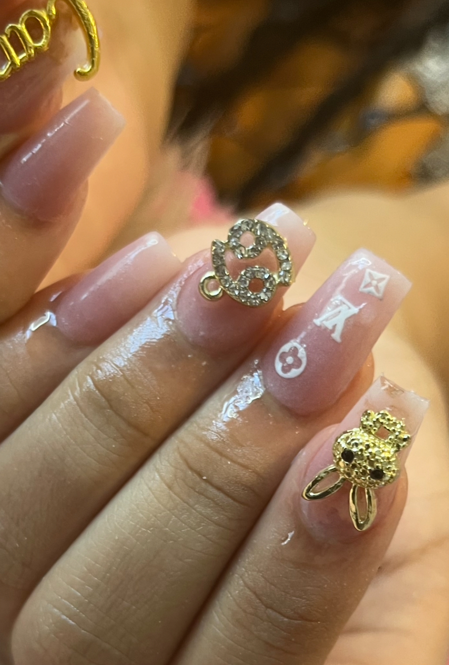 Uniquely Polished nail photo 4